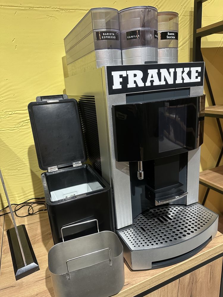 Кофемашина  FRANKE+охолоджувач для молока