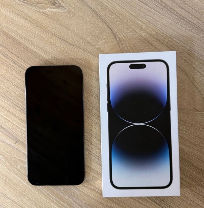 Продам айфон 14 срочная продажа только звонить не отвечаю на смс!