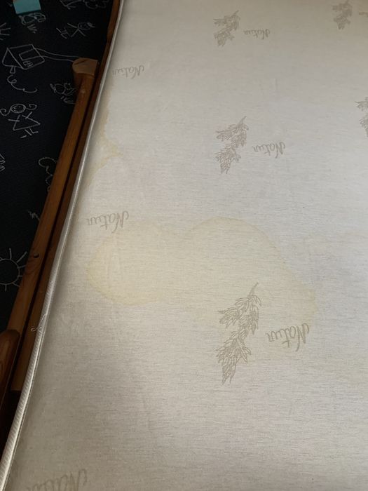 Cama de criança em madeira extensível