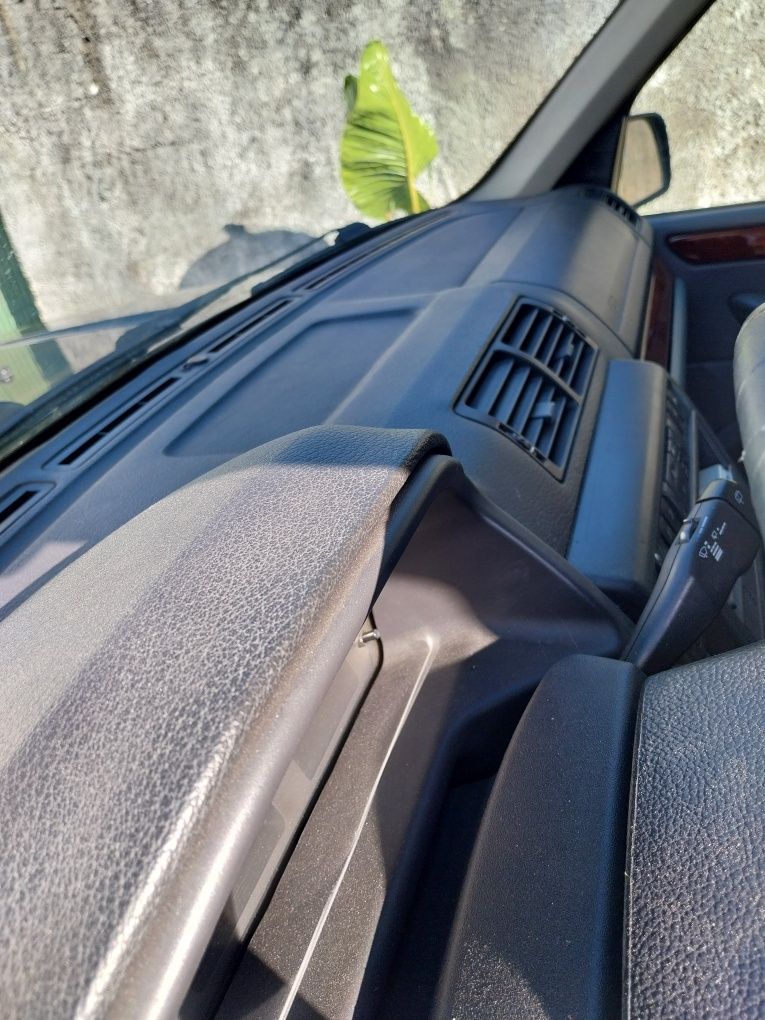 Land Rover - Range Rover