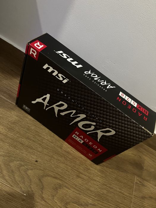 Placa de vídeo RX570 (MSI) Nova