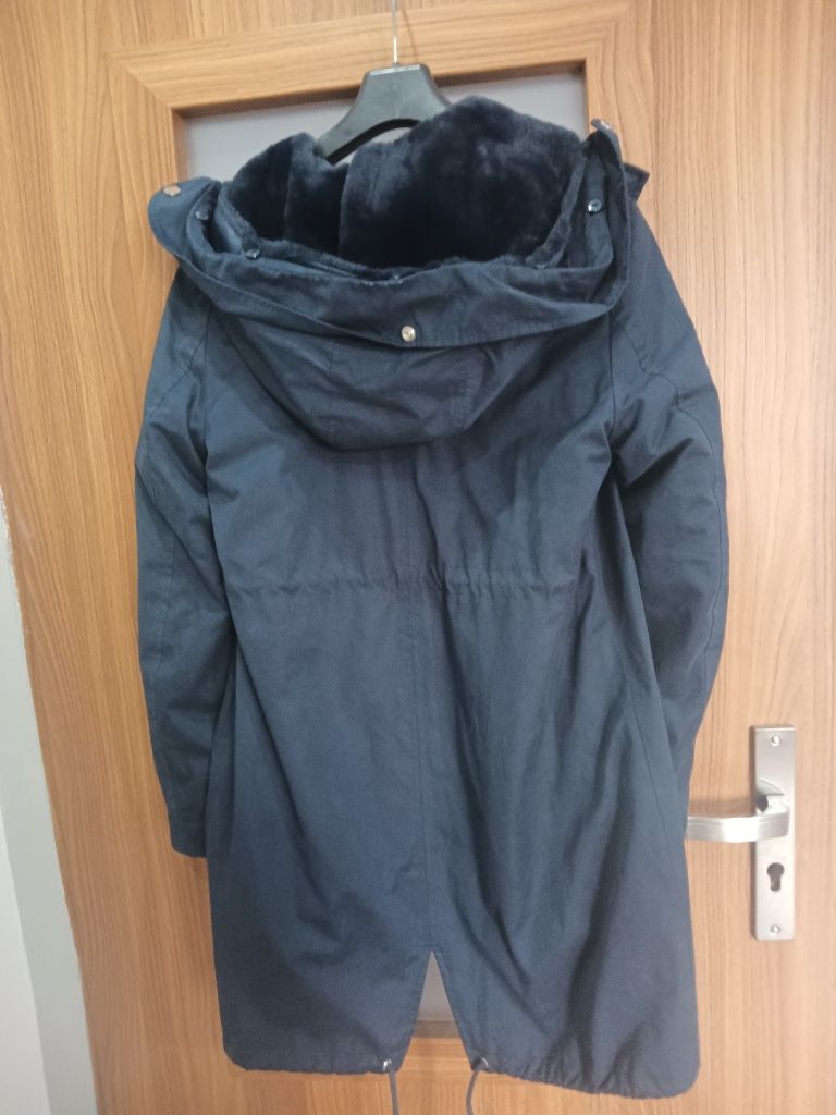 Kurtka typu parka