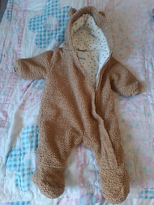 Kombinezon niemowlęcy