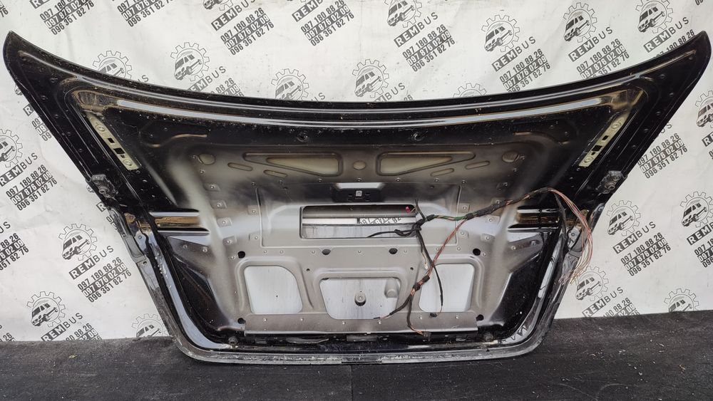 Кришка багажника MB w211 без дефектів