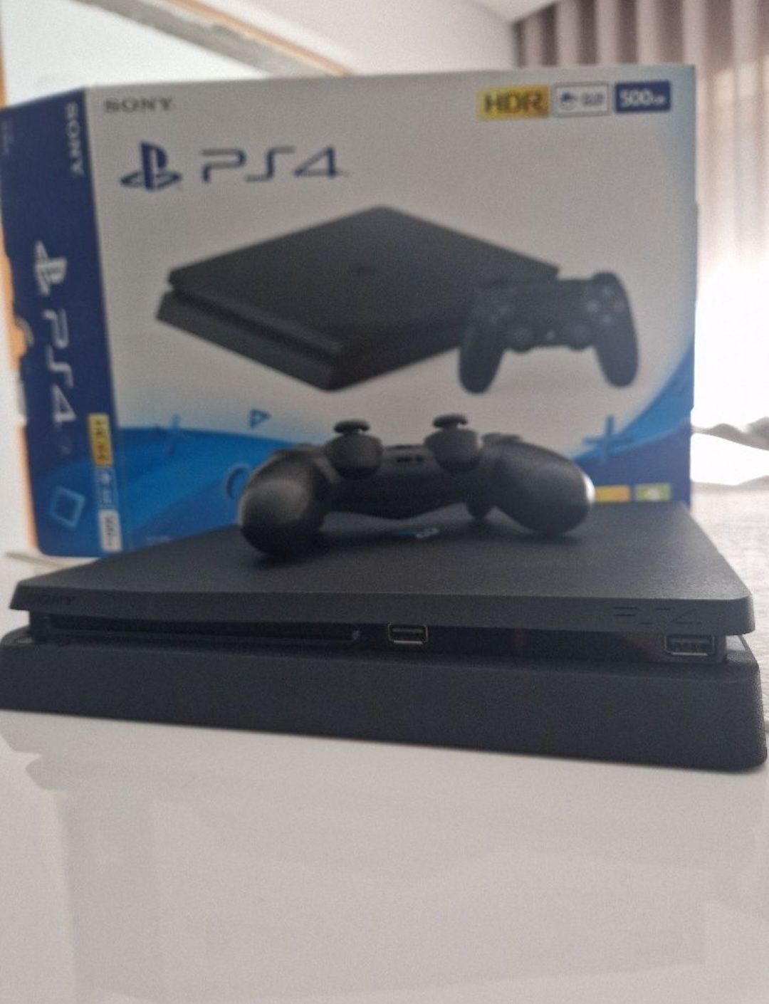 Vendo PS4 Slim 500G