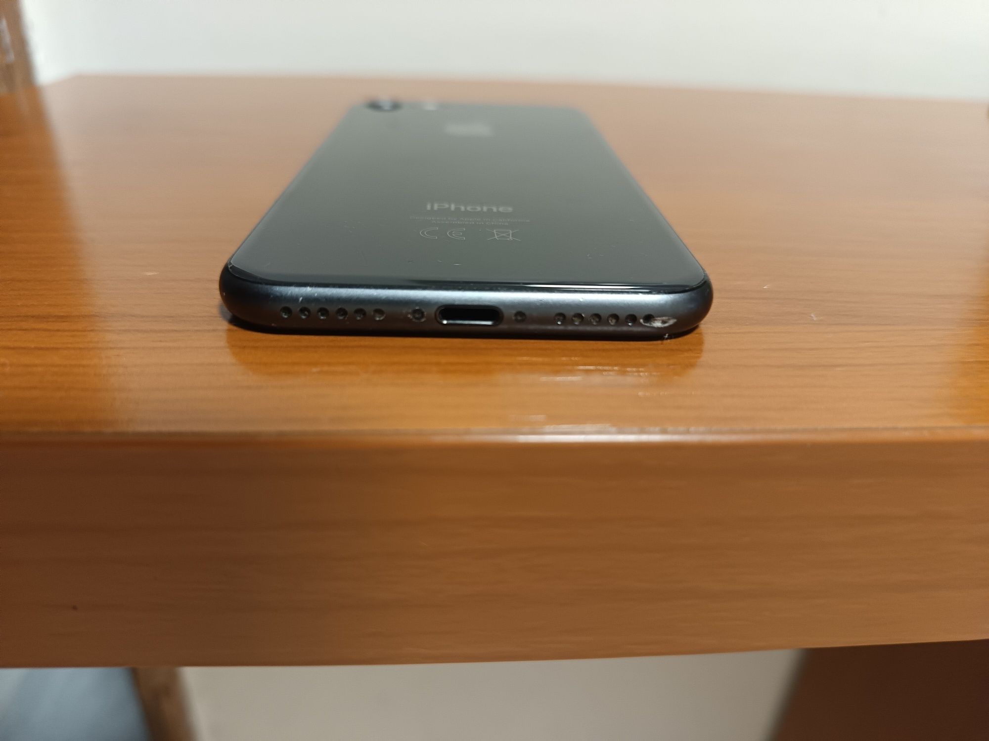 Vendo iPhone 8 black