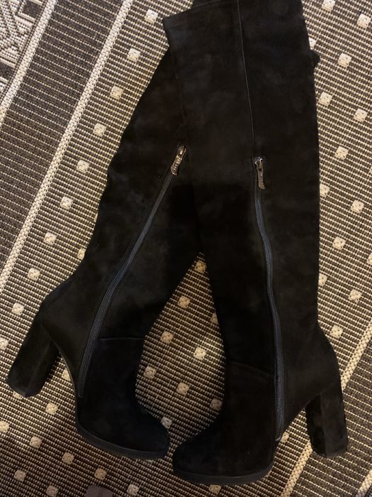 Стильні демісезонні ботфоти.