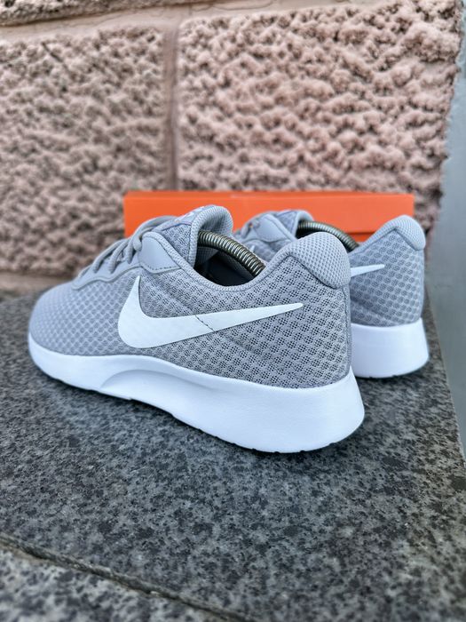 Оригинал Nike Tanjun DJ6258-002 кроссовки 42.5 размер