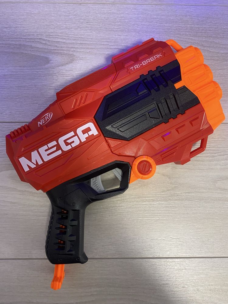 Іграшка бластер nerf