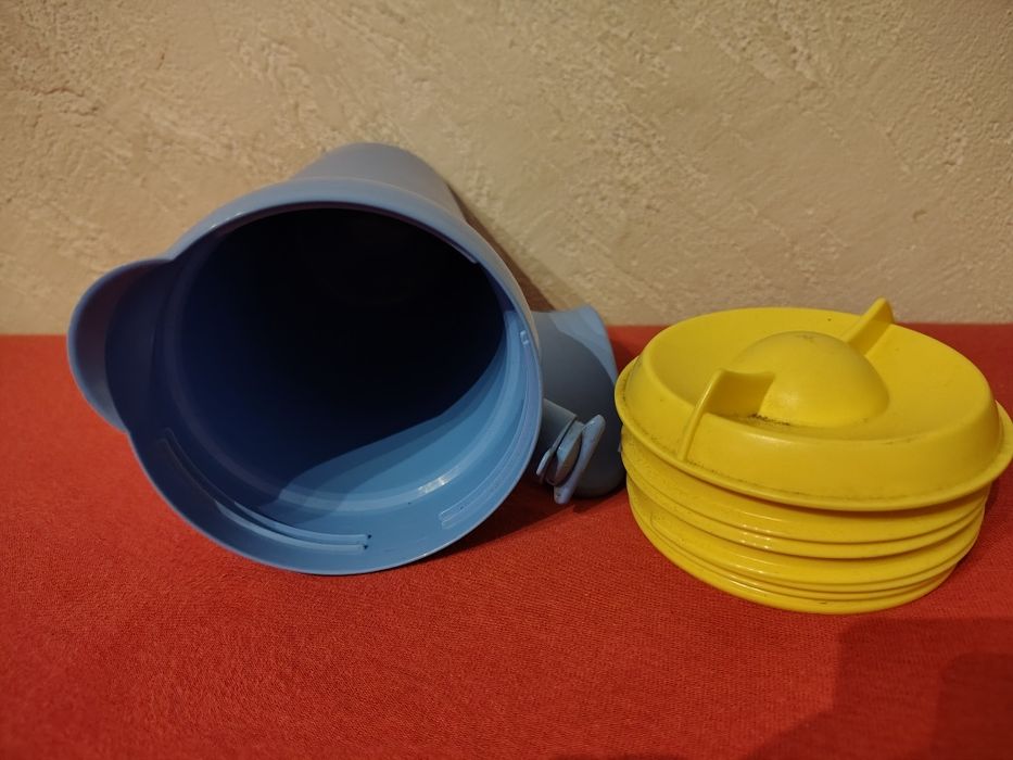 Dzbanek termos pojemnik Tupperware 1,1 L Twist N Pour