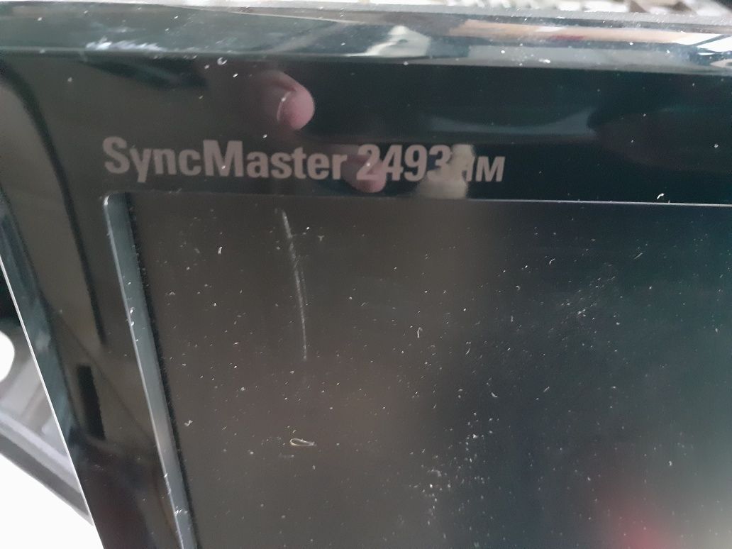 Monitor samsung syncmaster 2493hm rotativo sem imagem