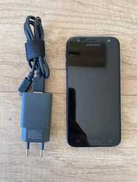 Smartfon Samsung Galaxy J3 2 GB / 16 GB czarny