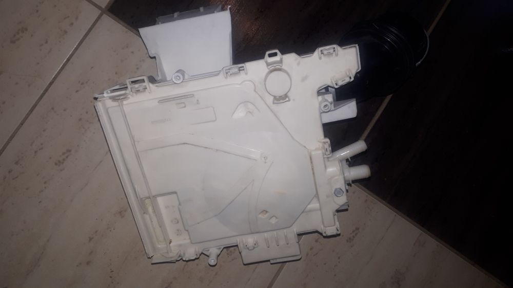 Części pralka Elektrolux EWS106410W. Elektrozawory pralki