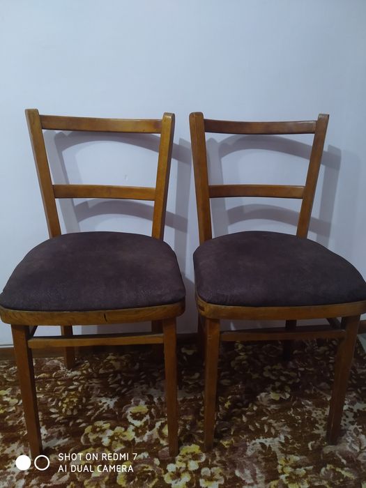 Два стула натуральное дерево