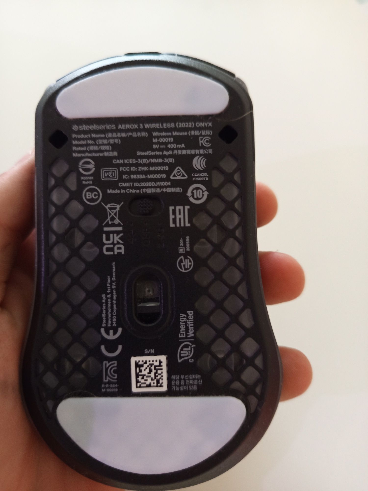 Myszka steelseries Aerox 3