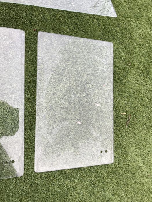 Mini Ima ou Van - Vidros traseiros de correr