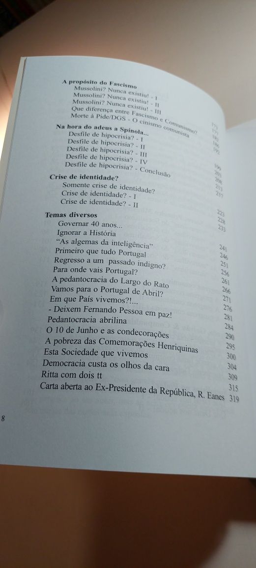A Política, Essa Grande Porca - João Costa Figueira
