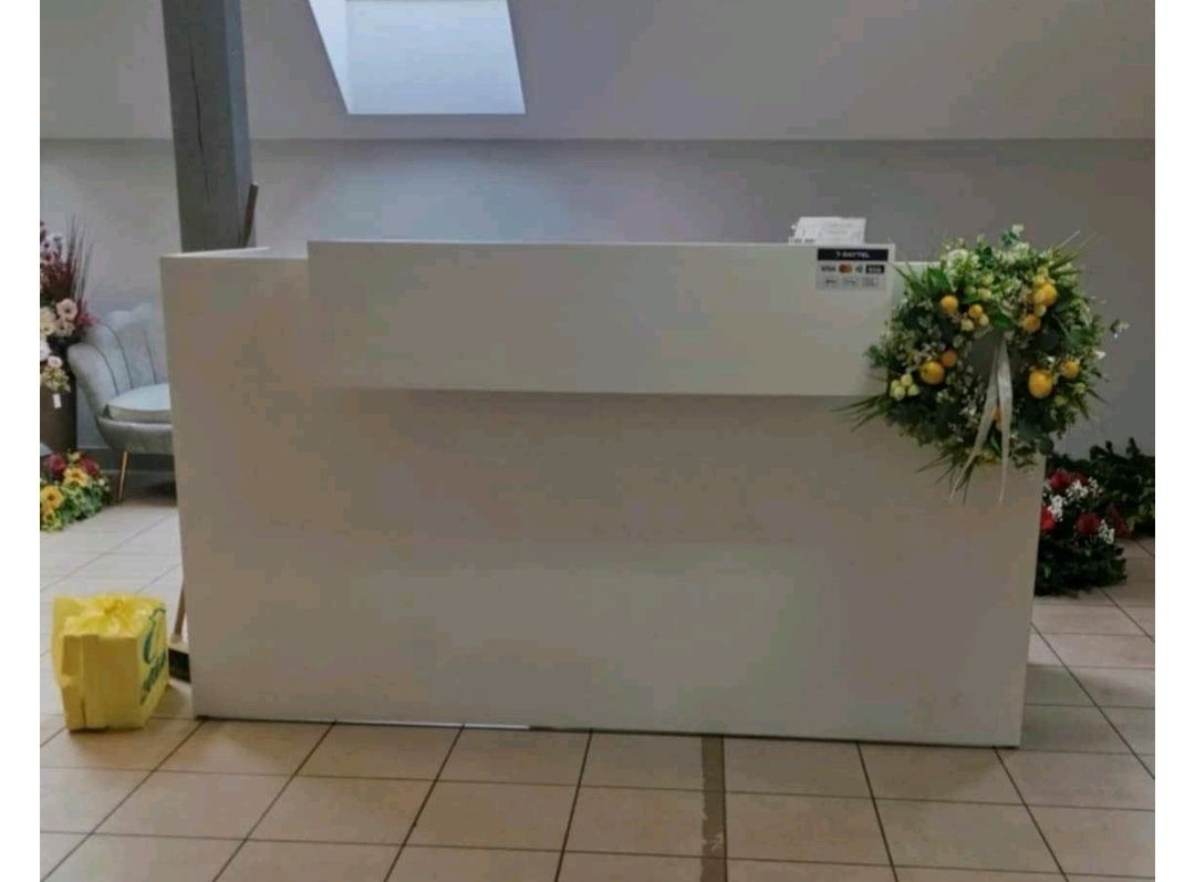 Recepcja Sprzedam lade sklepową biała 120cm