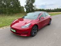 Tesla Model 3 Long range