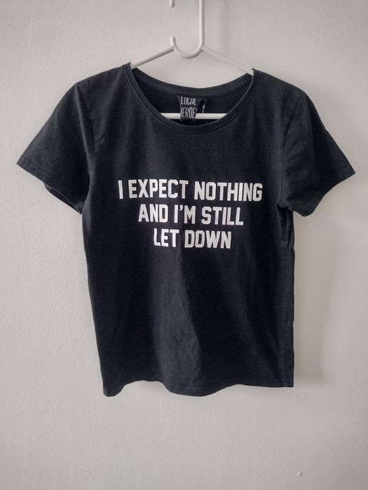 Local heroes s 36 czarna koszulka t-shirt z białym napisem