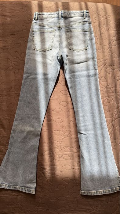 Нові джинси кльош Sinsay