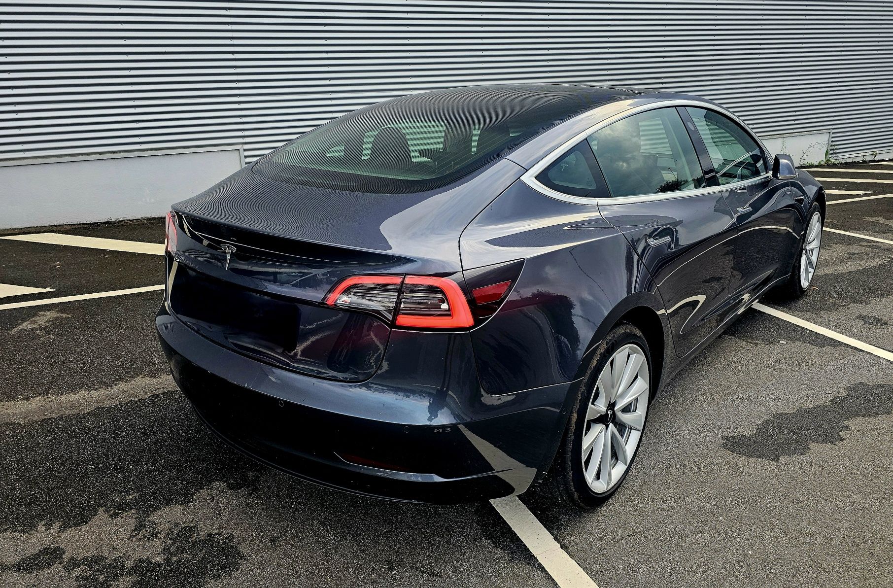 Tesla model 3 standard Range Plus
