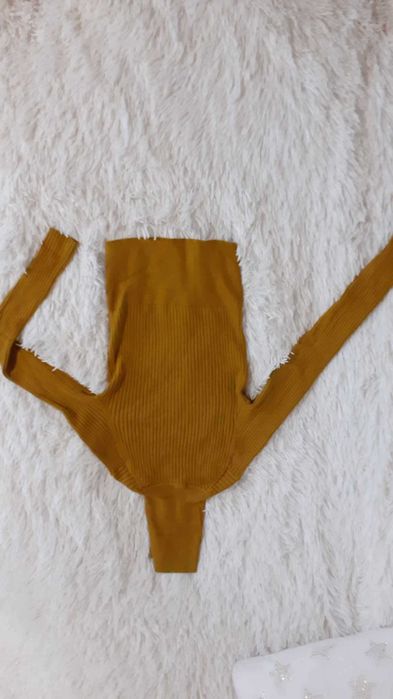 golf prążkowany sweter musztardowy zara s