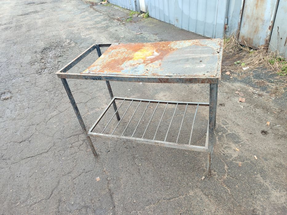 Стіл металевий, верстат.