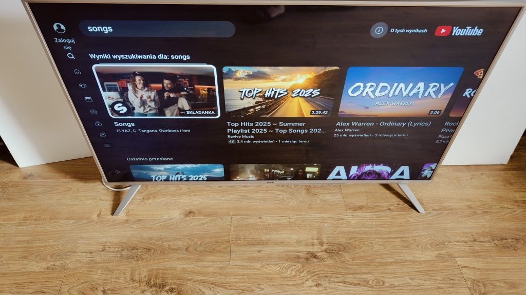 55cali smart tv 4K UHD , Wi-Fi ,bluetooth, DVB-T2 hevc