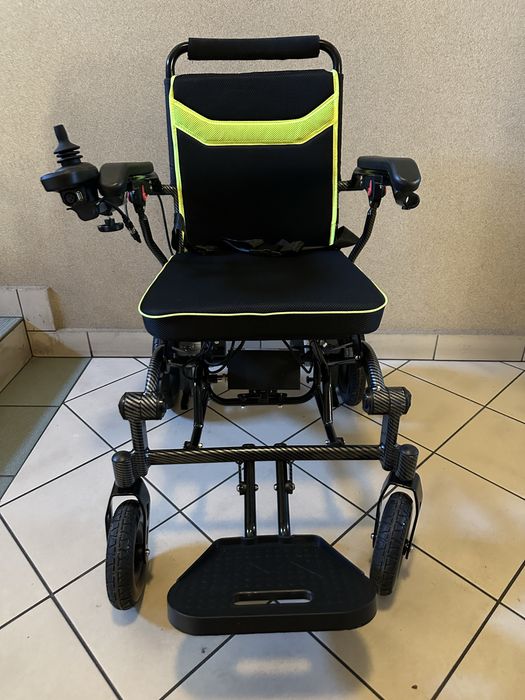 Wozek inwalidzki elektryczny