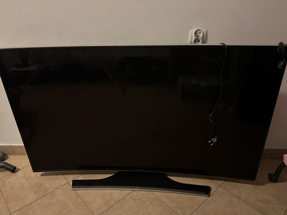 Telewizor Samsung 55cali 4K UHD, Smart TV, model UE55HU7200S