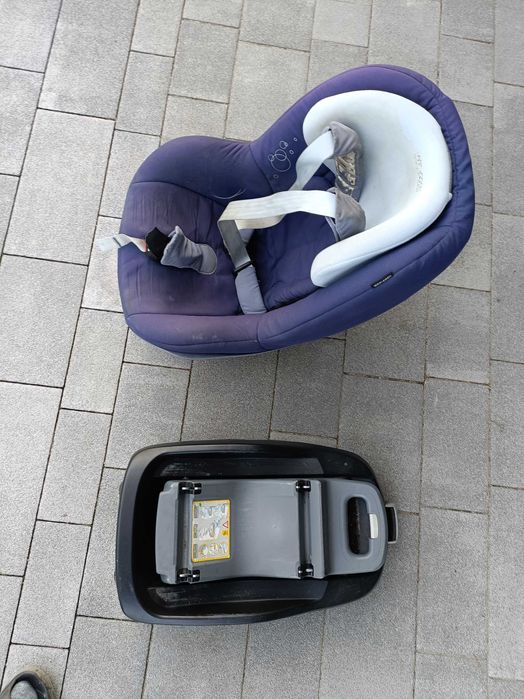 Foteliki Maxi Cosi BAZA izofix