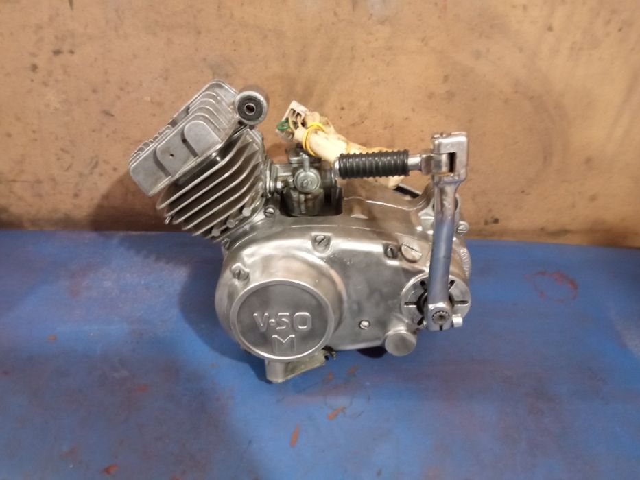 Продам двигун В50М на мопед Карпати Рига Верховина.
