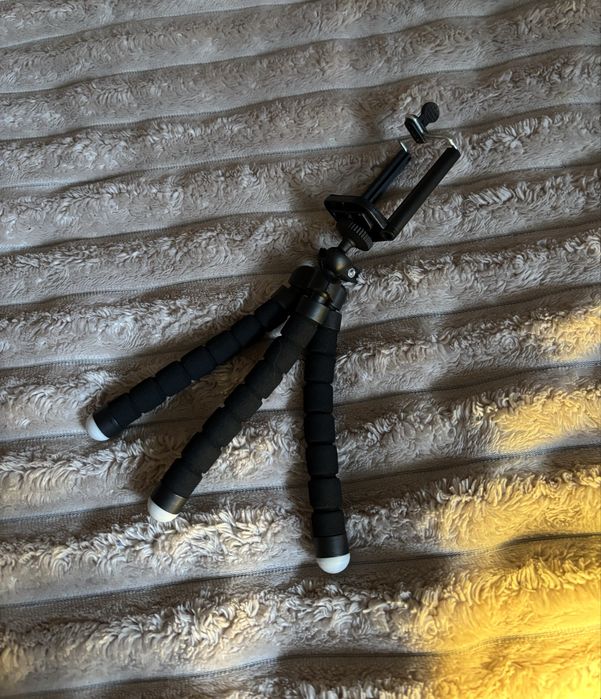 Штатив для телефону