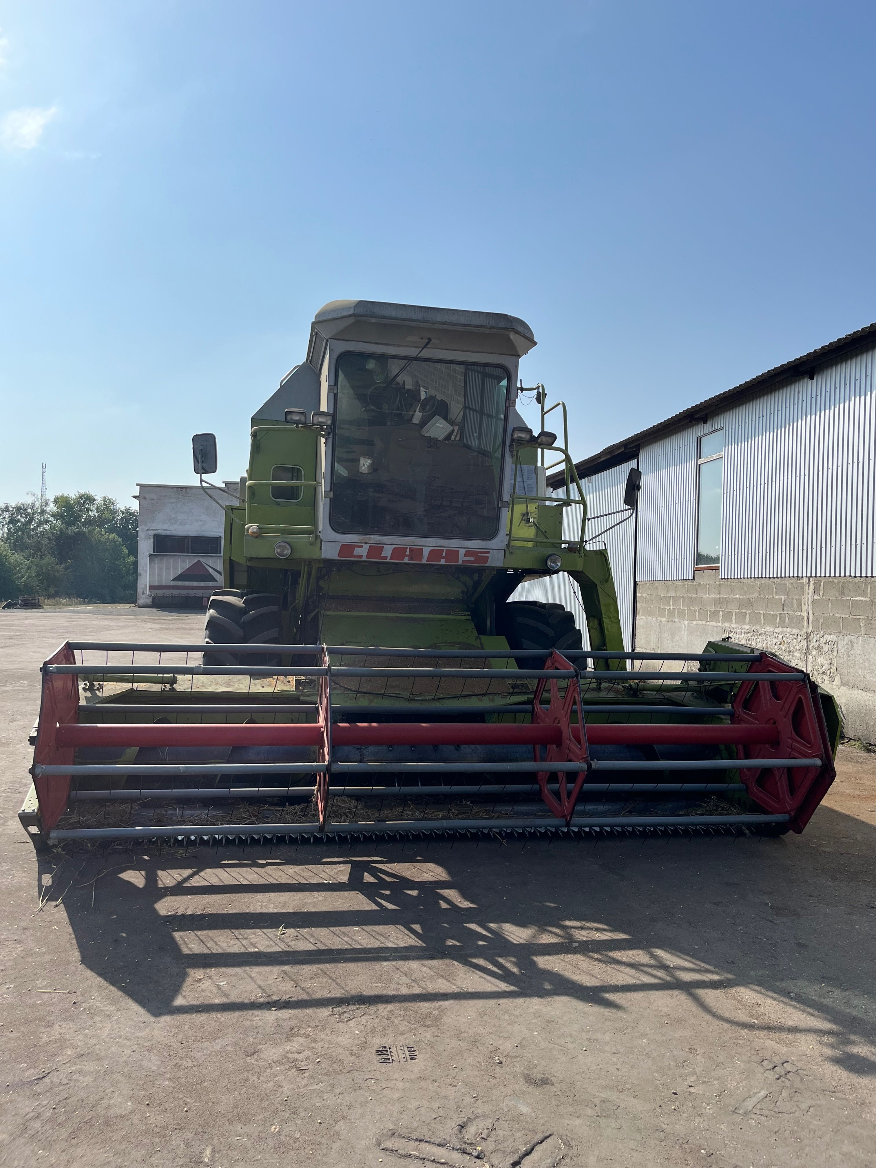 Продам Claas Dominator 96