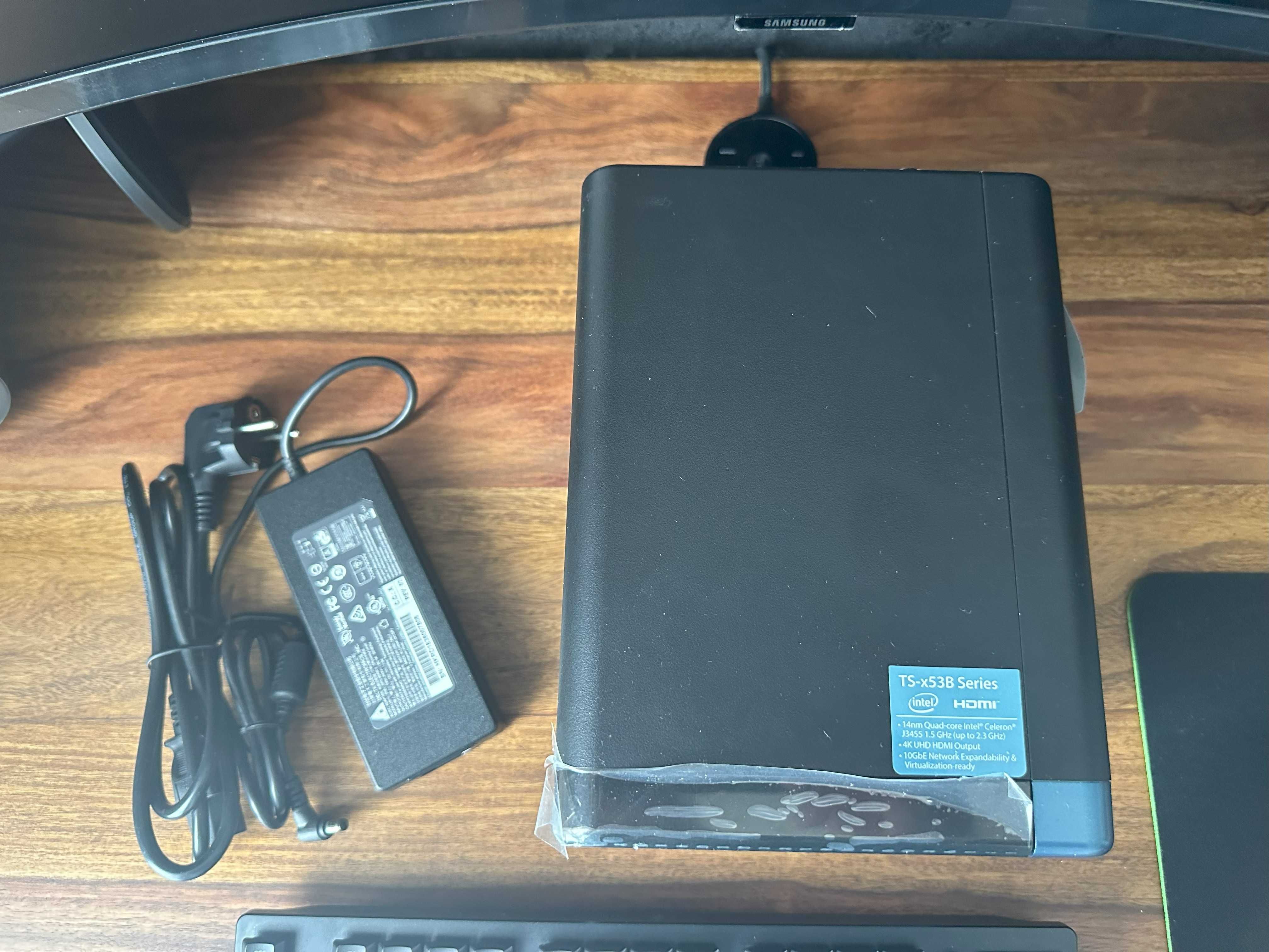Serwer NAS QNAP TS-453B