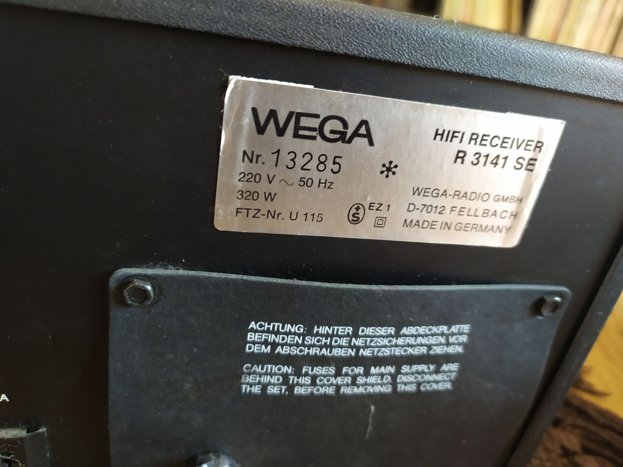 Amplituner Wega R3141