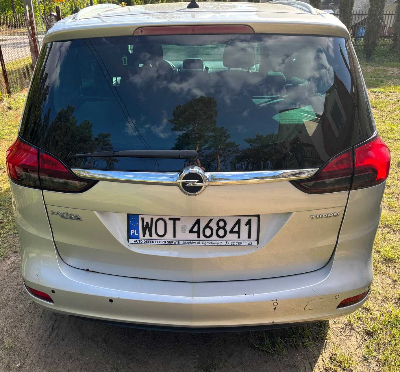 Opel Zafira Tourer Cosmo A14NET MT6 140KM (2012)