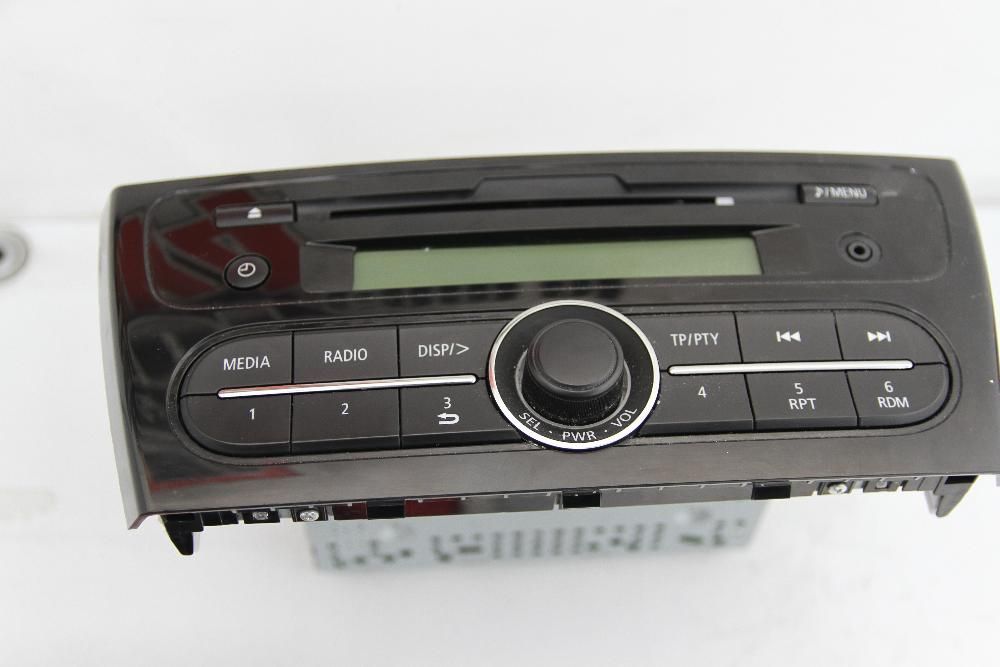 Radio fabryczne Mitsubishi Space Star 2014+