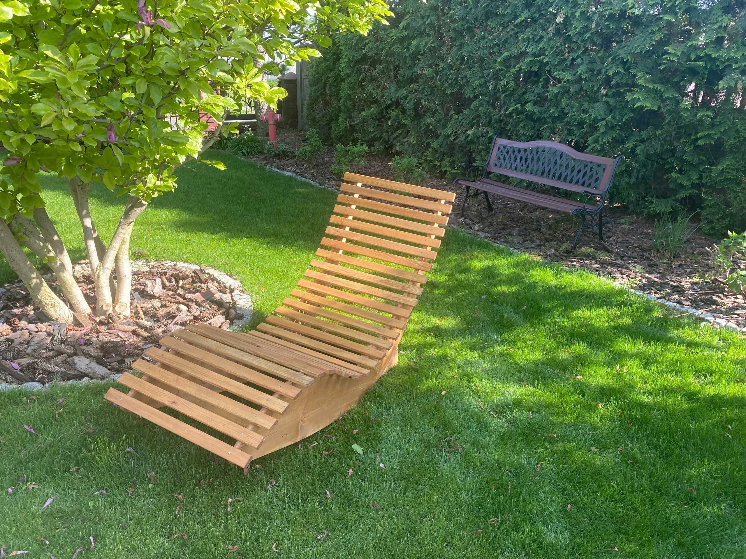 Leżak ogrodowy drewniany z litego drewna, do sauny lub ogrodu, bujak