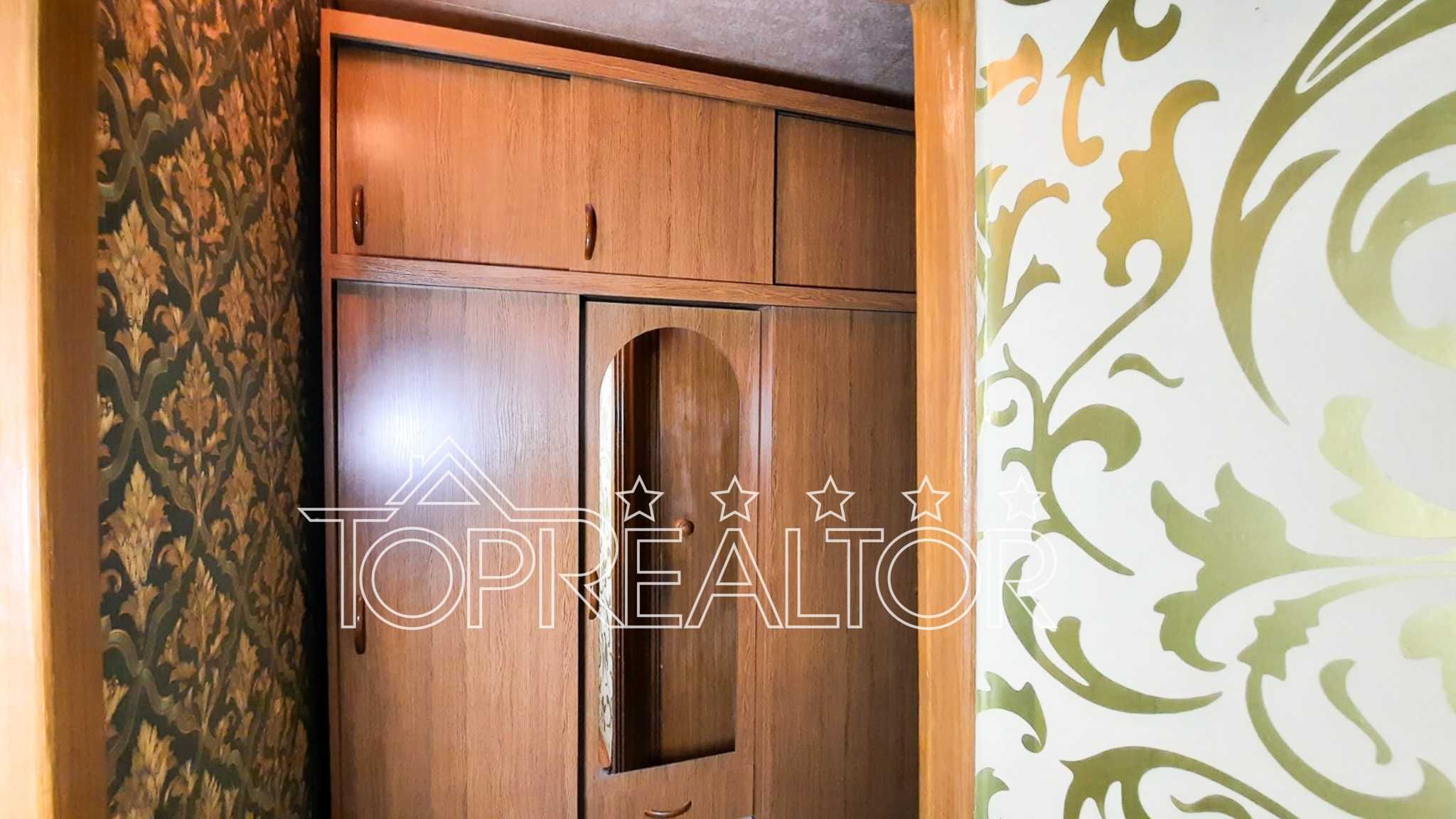 Продам 3-комнатную квартиру на улице Байрона 161 (Героев Сталинграда)