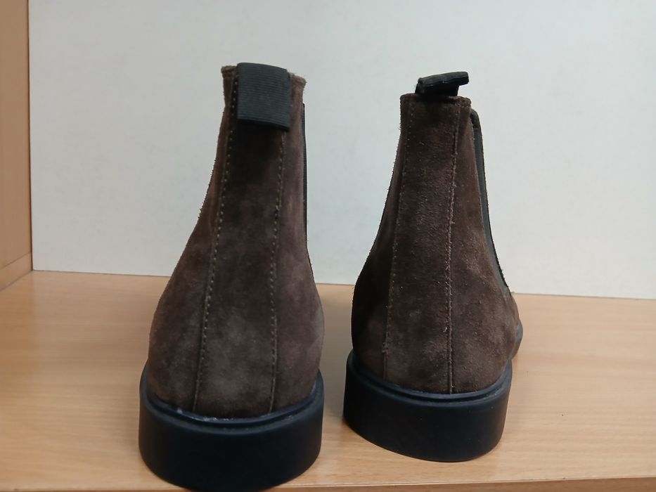 Челсі  44 р/29см Нові  шкіряні   чоботи