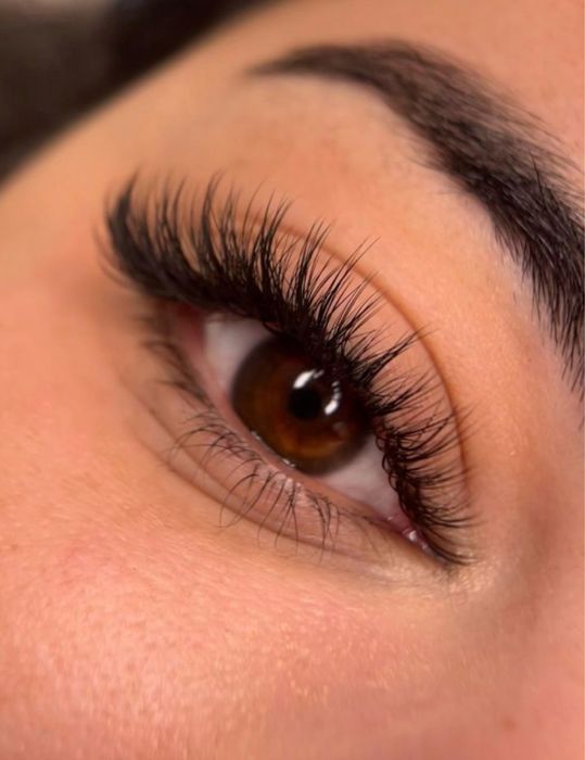 Наращивание ресниц