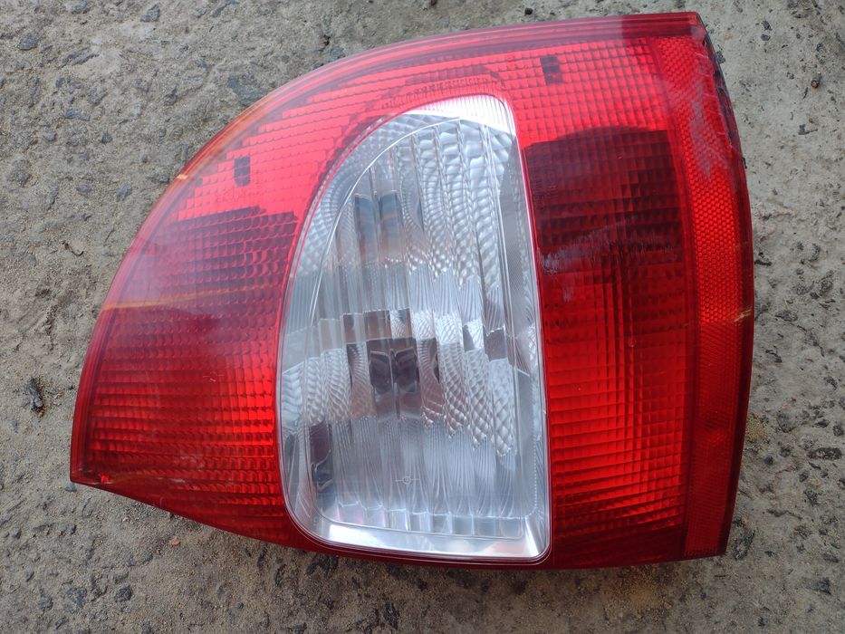 Фонарь правий Лада Калина 1118