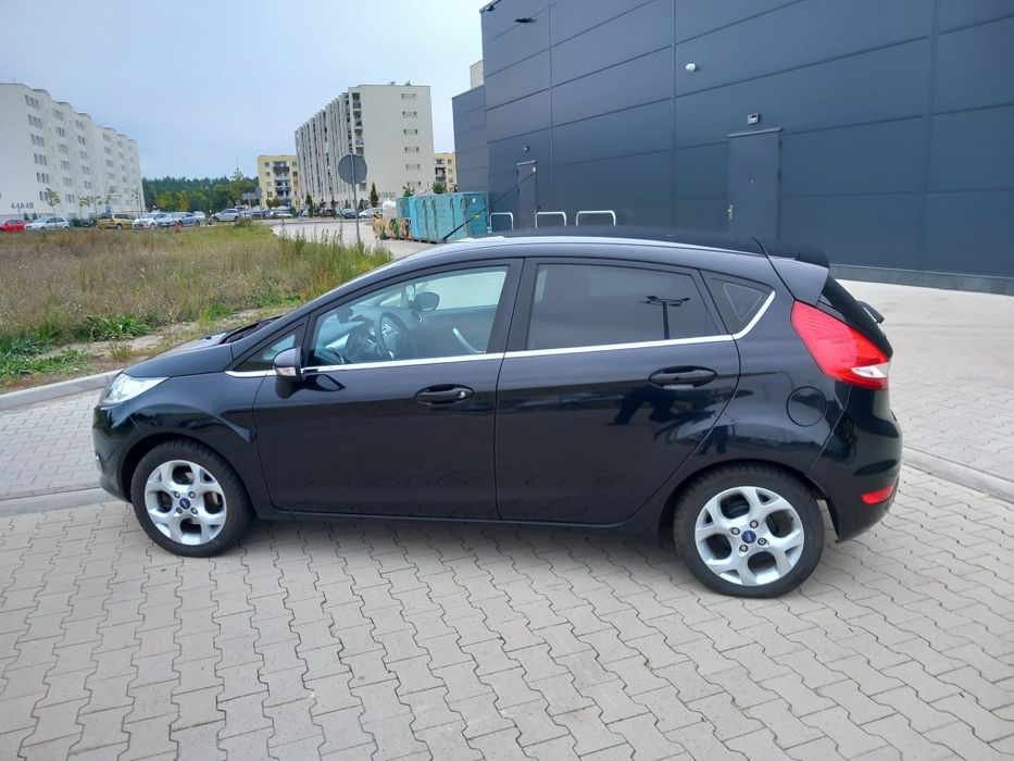 Samochód osobowy Ford Fiesta Titanium 1,25