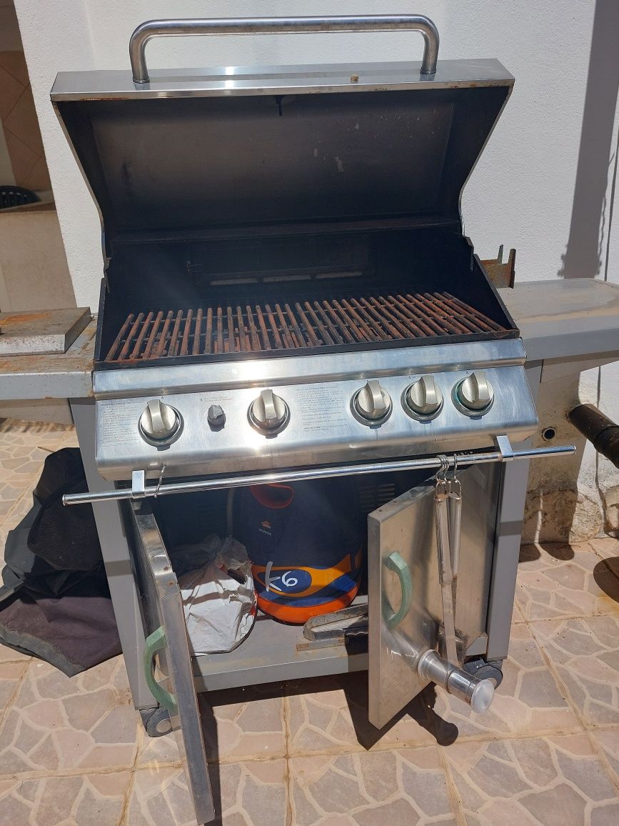 Churrasqueira a gás