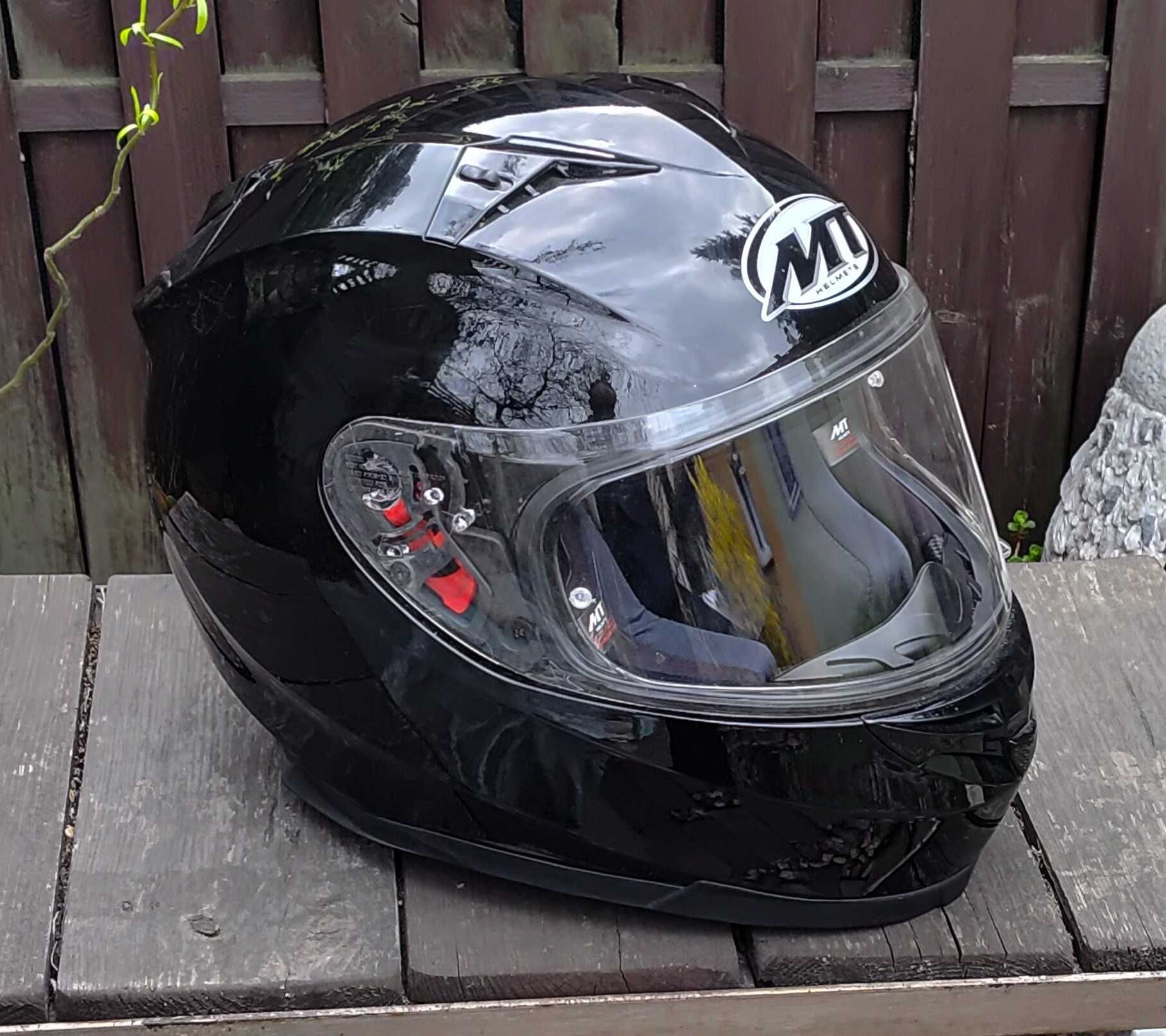 Kask motocyklowy MT Helmets Blade SV stan idealny rozmiar XS czarny