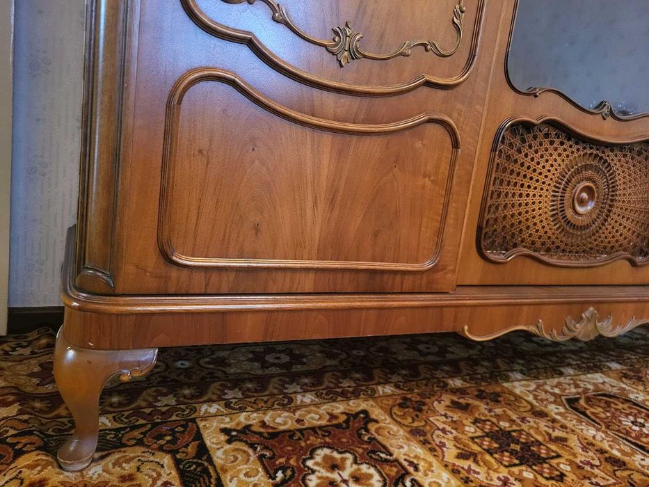 Bardzo ładna biblioteka serwantka chippendale witryna kredens orzech