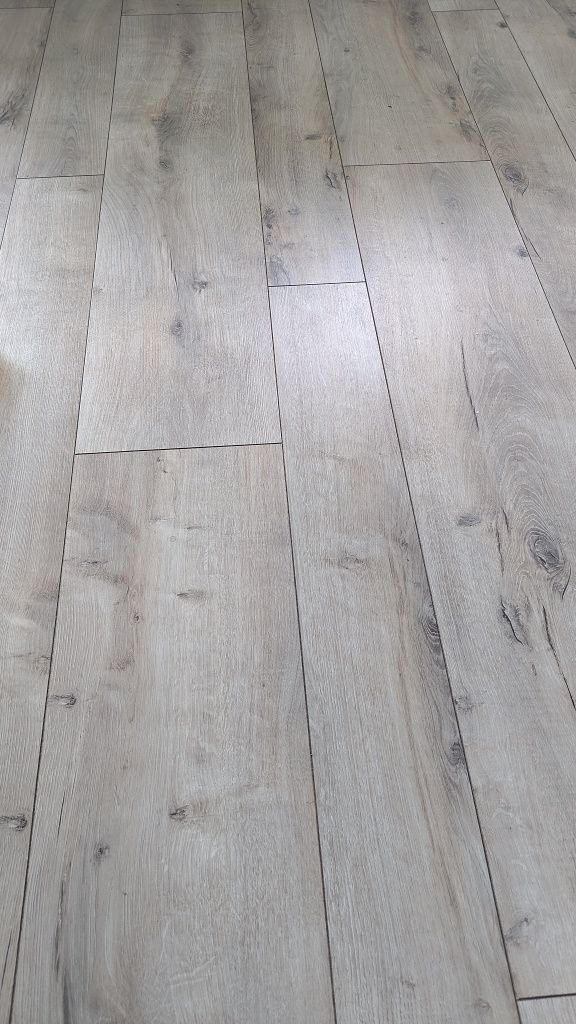 Panele podłogowe laminowane Classen Hormony Forte AC5 8mm