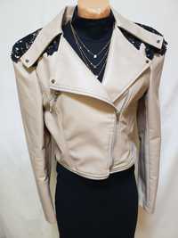 Женская куртка трансформер бежевого цвета